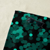 Türkisgrünes Polka-Punktmuster auf schwarz Strandtuch (Beispiel)