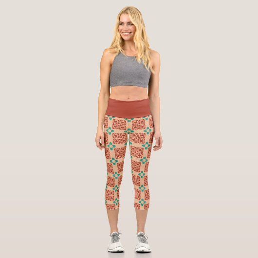 Türkquoise Zia Tribal Brown Tan Capri Leggings (Vorderseite)