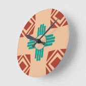 Türkquoise Zia Tribal Brown Tan Runde Wanduhr (Winkel)