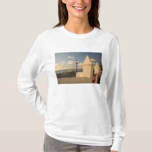 Turks- und Caicosinseln, Grand Turk Island, Cockbu T-Shirt