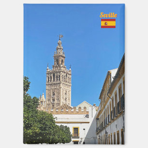 Turm der Kathedrale in Sevilla, Spanien, Reise Magnet