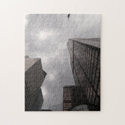 Turm in der Stadt. Puzzle (Vertikal)