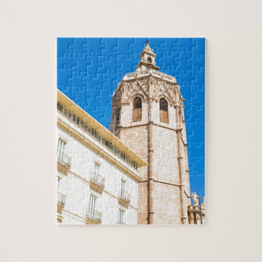 Turm in Valencia, Spanien Puzzle (Vertikal)