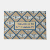 Türmatte mit weißen Moth-Fliesen (Vorderseite)