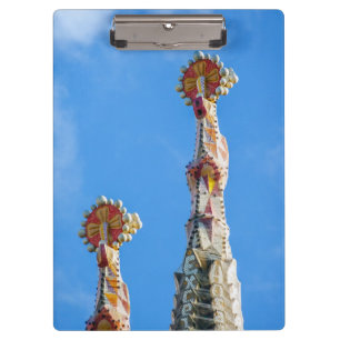 Türme der Sagrada Familia in Barcelona, Spanien Klemmbrett