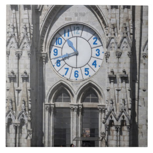 Türme der Uhr in der Basilika, Ecuador Fliese