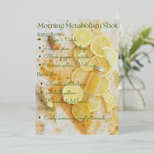 Turmeric Ginger Lemon Detox Shot Recipe Folieneinladung (Stehend vorne)