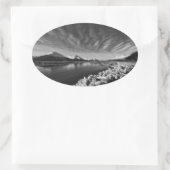 Turnback Arm Moonlight Ovaler Aufkleber (Tasche)