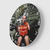 Turnhallen-Inhaber-FitnessWorkout mit Ihrem Große Wanduhr (Winkel)