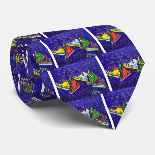 Turnschuhe Krawatte (Gerollt)