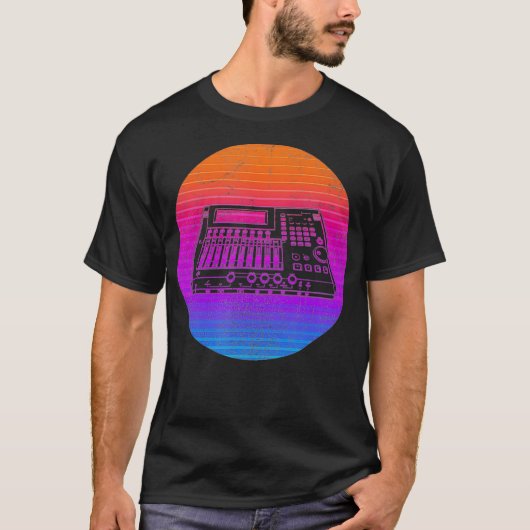 Turntable-DJ-Mixer für Vintage Sonnenuntergangsgra T-Shirt (Vorderseite)