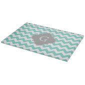 Turq/Aqua Zickzack-Graues Quatrefolienmonogramm Schneidebrett (Ecke)