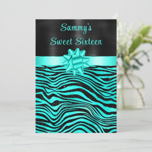 Turquoise and Black Zebra Stripes Sweet Sixteen Einladung (Stehend Vorderseite)