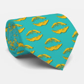 Turquoise and Yellow XOXO Kissing Lips Krawatte (Gerollt)