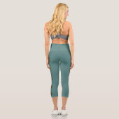 Turquoise Gold Lotus Mandala Print Teal Activewear Capri Leggings (Rückseite)