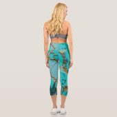 Turquoise Marble with Golden Veins Capri Leggings (Rückseite)