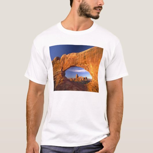 Turret Arch, Arches National Park, Utah, USA T-Shirt (Vorderseite)