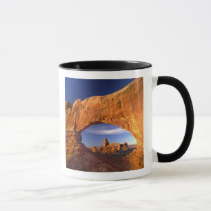Turret Arch, Arches National Park, Utah, USA Tasse