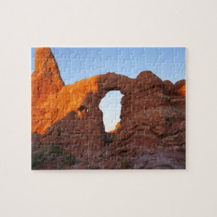 Turret Arch bei Sonnenaufgang II Puzzle