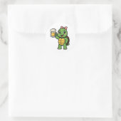 Turtle drinking beer runder aufkleber (Tasche)
