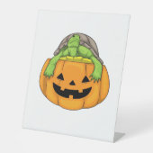Turtle Halloween Pumpkin Classic T-Shirt_1 Sockelschild (Vorderseite)