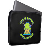 Turtle Lover | Das Leben ist besser mit einer Schi Laptopschutzhülle (Vorne Rechts)