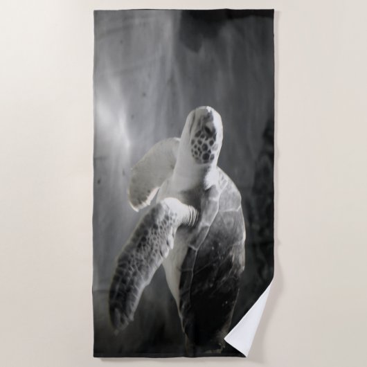 Turtle Swimmer Strandtuch (Vorderseite)