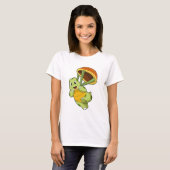 Turtle with Shell as Skydiver T-Shirt (Vorne ganz)