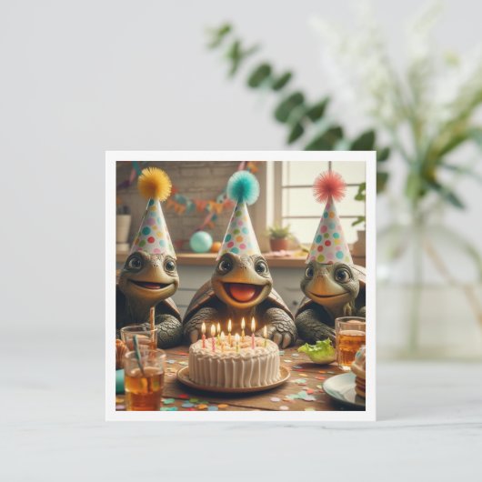 Turtles celebrating birthday with cake and hats einladung (Stehend Vorderseite)