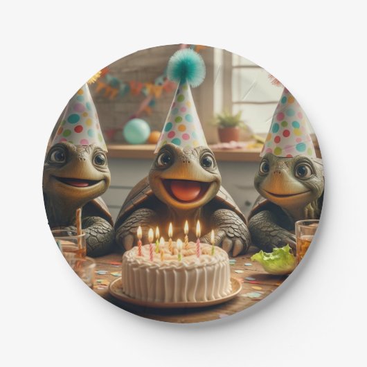 Turtles celebrating birthday with cake and hats In Pappteller (Vorderseite)