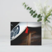 Türvorhang mit roter Tassel Postkarte (Stehend Vorderseite)