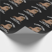 Tusk Tusk Ein anderer Walrus Pun Funny Pun Dark BG Geschenkpapier (Ecke)