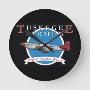 Tuskegee Airman P-51D Red Schwanz Clock Runde Wanduhr
