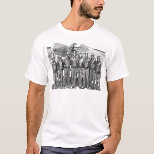Tuskegee Flieger, rote Schwanz-Gruppe T-Shirt (Vorderseite)