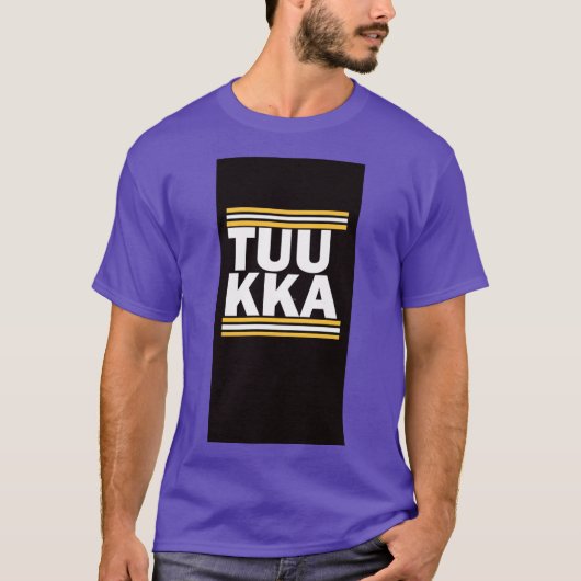 Tuukka between the pipes T-Shirt (Vorderseite)