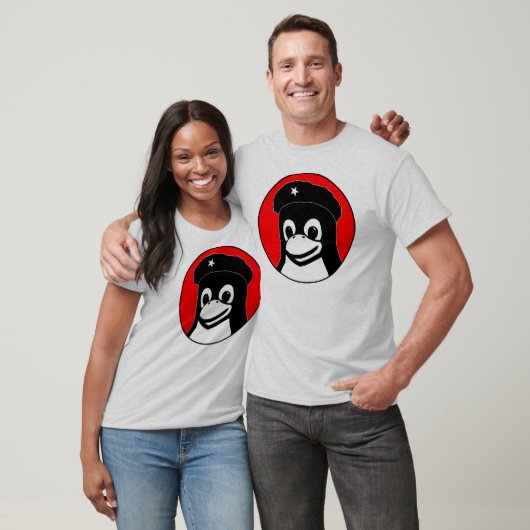 Tux Guevara (Licht) T-Shirt (Unisex)