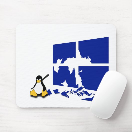 Tux the Linux Penguin Gets Medieval Mousepad (Mit Mouse)