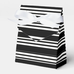 Tuxedo Black & White Triple Strip Geschenkschachtel