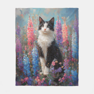 Tuxedo Cat Farbige Lupine Blume Malerei Fleecedecke