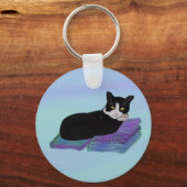 Tuxedo Cat Nickerchen Schlüsselanhänger (Vorderseite)