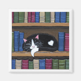 Tuxedo Cat Sleeping auf der virtuellen Bibliothek Magnet