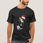 Tuxedo Cat Soccer Player Santa Tuxie Christmas Tre T-Shirt (Vorderseite)