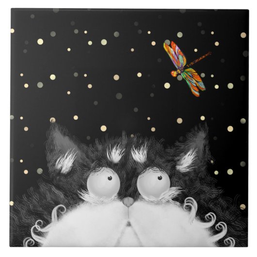 Tuxedo Cat überrascht von Dragonfly Fliese (Vorderseite)