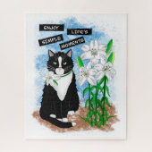 Tuxedo Cat und Lilies | Inspiration Zitat Puzzle (Vertikal)