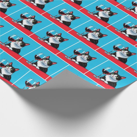 Tuxedo Cat With Glass of Red Wine Geschenkpapier (Ecke)