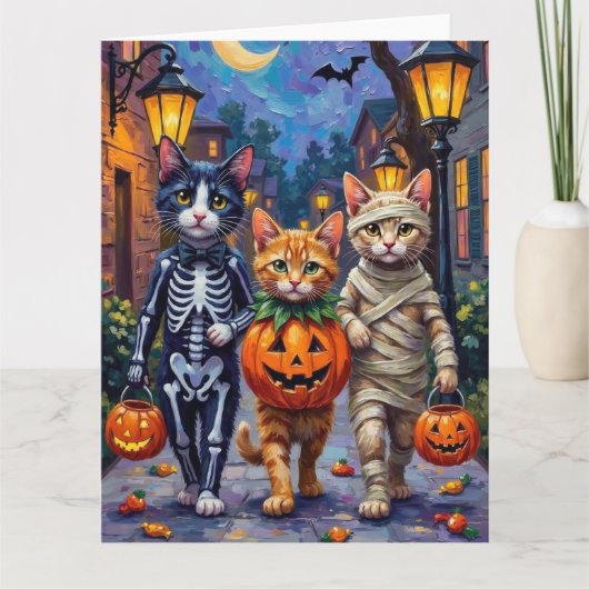 Tuxedo Cats Trick-or-Treating in Halloween-Kostüm Karte (Vorderseite)