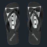 Tuxedo Flip Flops | Grooms Beach Wedding Badesandalen<br><div class="desc">Die perfekte Touch zum Ziel Strand oder Hochzeit am Pool. Schwarze Flip Flops mit schwarz-weißem Smoking, weißem Shirt und schwarzem Bogen Krawatte Bild. Ihr Bräutigam wird mit diesen modischen "Formal Tuxedo Flip-Flops" im Stil heiraten. Fügen Sie der Braut einen passenden Hochzeitskleid-Stil hinzu! Besuchen Sie bitte meinen Shop "The Hungarican Princess...</div>