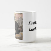 Tuxedo Katze im Garten Kaffeetasse (Mittel)