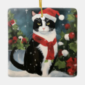 Tuxedo Katze im Schnee Weihnachten Keramikornament (Vorderseite)