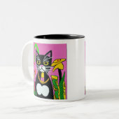 Tuxedo-Katze mit Blume Zweifarbige Tasse (Vorderseite Links)